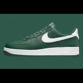 Nike-Air-Force-1-Low-Gorge-Green-FJ4146-300-1