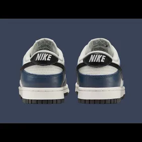 Nike-Dunk-Low-Midnight-Navy-HM6192-478-4