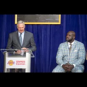 2017 Shaquille ONeal Statue Unveiled At Staples Center