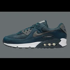 Nike-Air-Max-90-Armory-Navy-HM0625-400-1