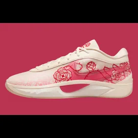 Nike-Giannis-Freak-6-Roses-FV1295-100-1