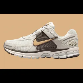 Nike-Zoom-Vomero-5-Light-Bone-Ironstone-HM9657-001-1